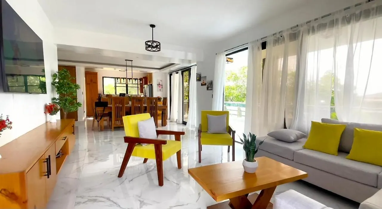 The Grand Chalet Jarabacoa 0*,