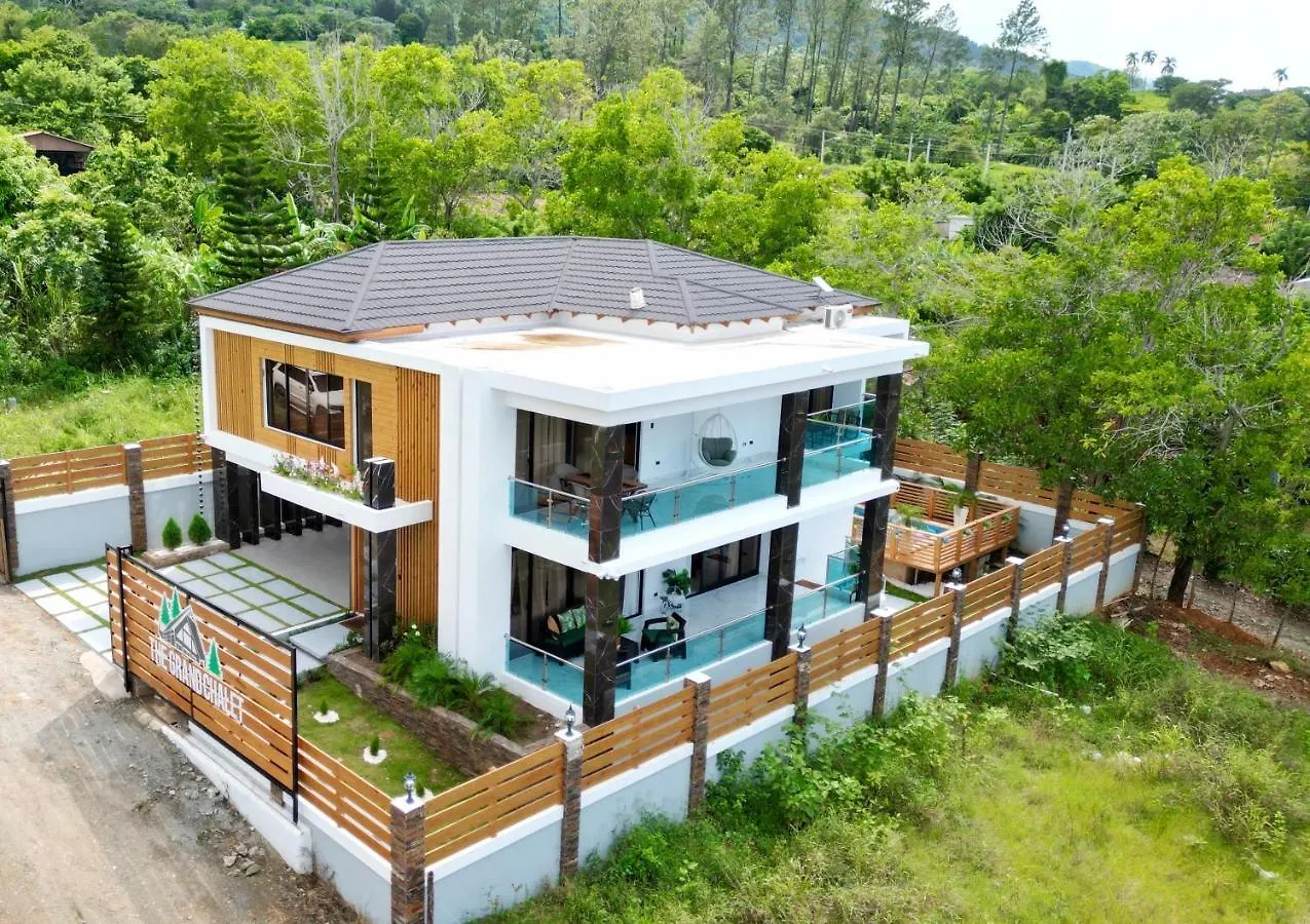 The Grand Chalet Jarabacoa Villa