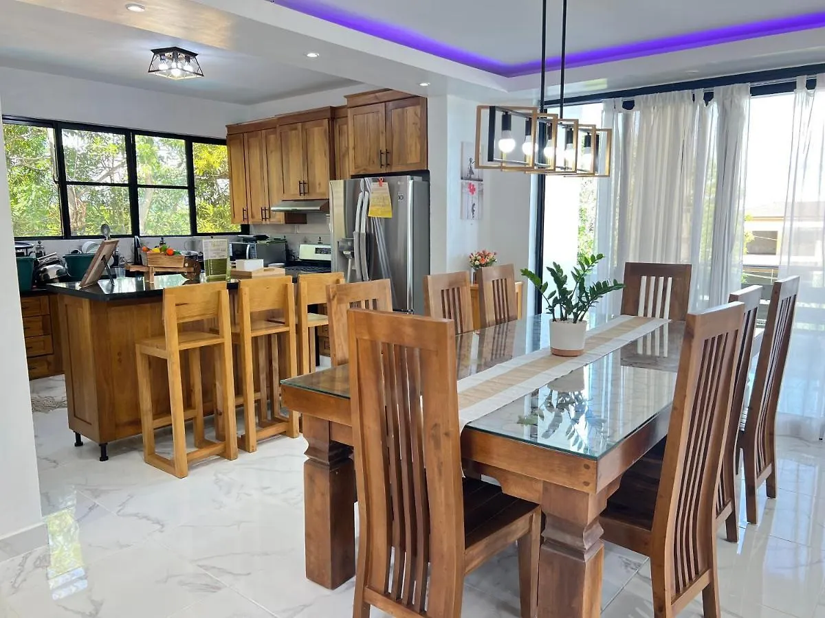 The Grand Chalet Jarabacoa 0*,